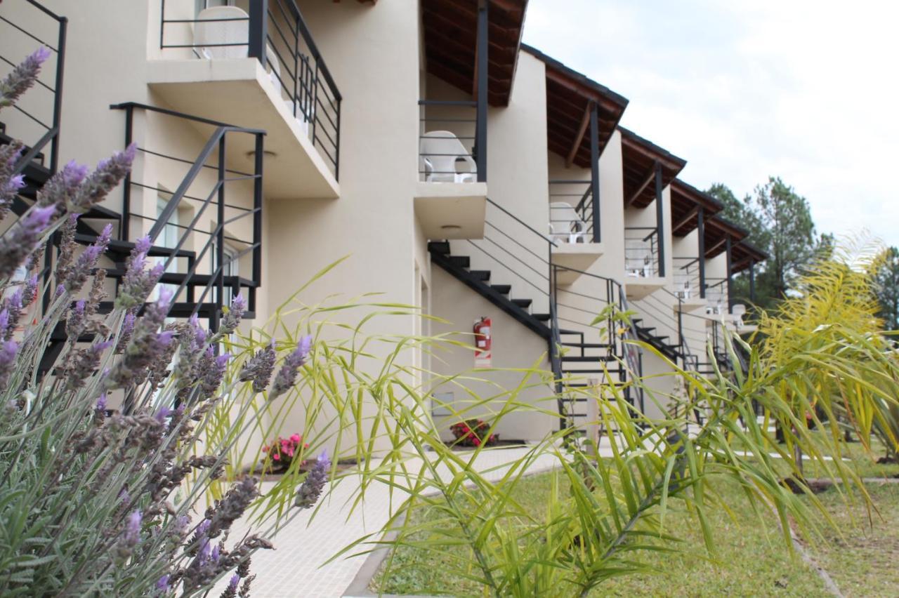 Brisas Del Lago Apartamentos Colón Zewnętrze zdjęcie